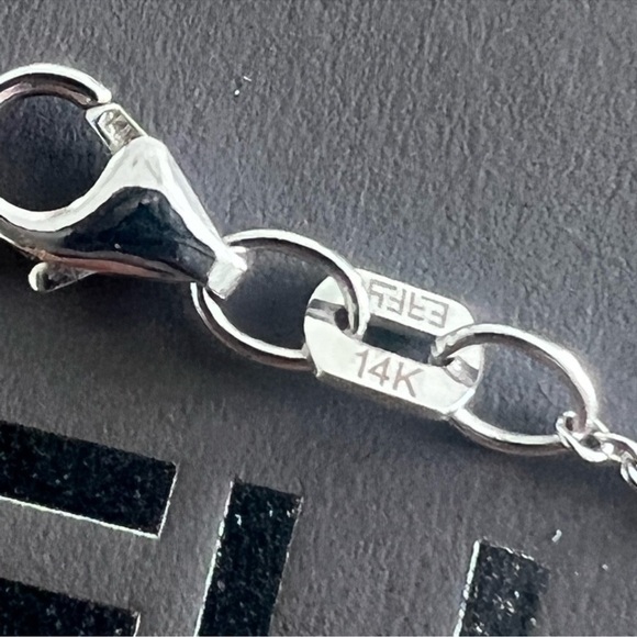 $1885 EFFY 14K white gold necklace hamsa diamond pendant Hand of Fatima box - Picture 10 of 12